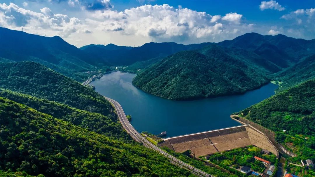 堅(jiān)決打好水河道監(jiān)控污染防治攻堅(jiān)戰(zhàn)，讓河道顏值Duang起來(lái)~